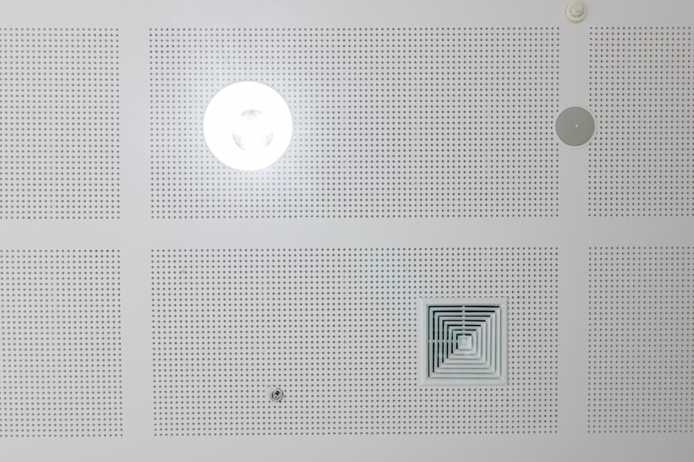 How Does Acoustic Ceiling Insulation Reduce Workspace Noise?
